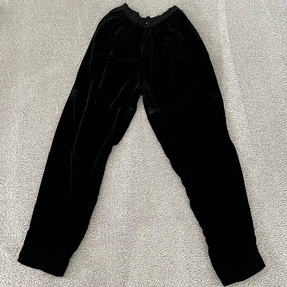 Ulla Johnson Monique Pants – Noir Velvet - Picture 3 of 8